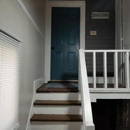 Cozy 3 & 4 Bed Home 2 Blocks To Hospitals & Lambeau Green Bay Bagian luar foto