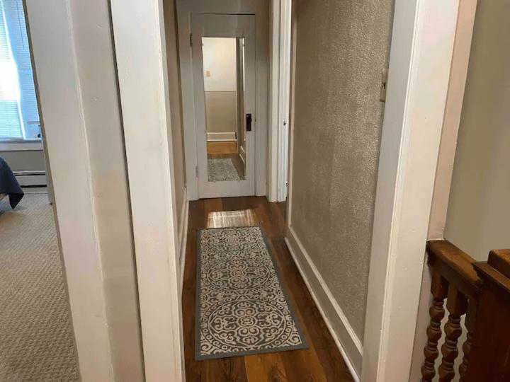 Cozy 3 & 4 Bed Home 2 Blocks To Hospitals & Lambeau Green Bay Bagian luar foto